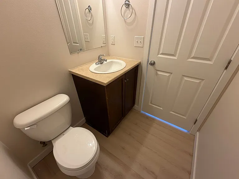 5739 Fallbrook Ln — Photo 10