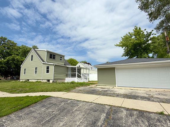 5th image of 9759 Rutherford Ave