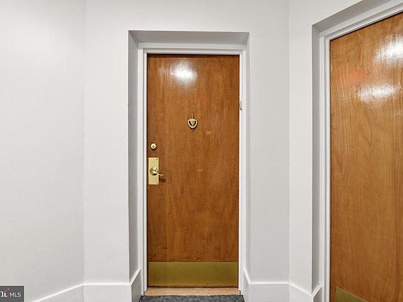 4th image of 2633 Adams Mill Rd NW APT 402