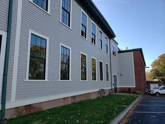 3rd image of 145 Randall St #109
