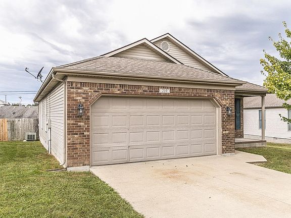 4th image of 210 Christopher Dr