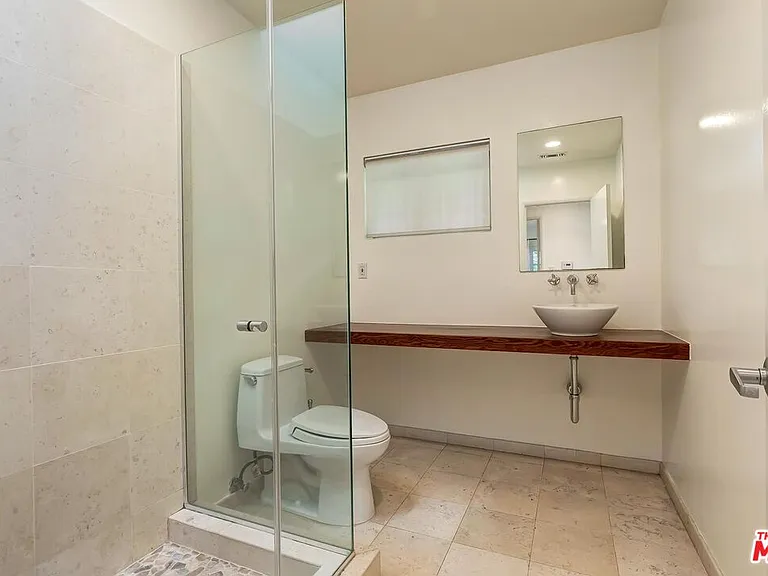 7586 Woodrow Wilson Dr — Photo 18