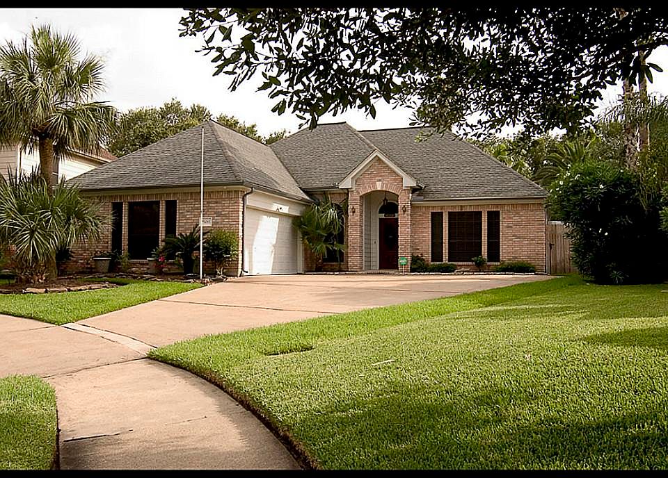 1st image of 5085 Stewart Dr