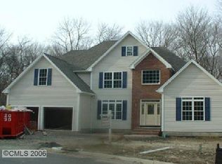 47 Spice Bush Ln, Shelton, CT 06484