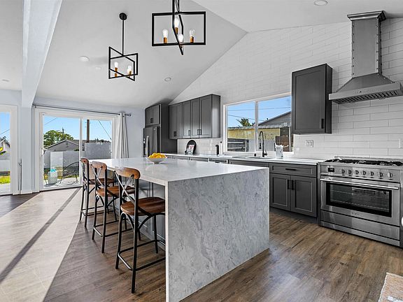 3rd image of 630 Penelope Dr