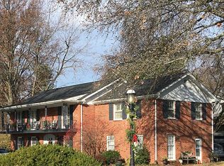 9801 Countryshire Pl, Saint Louis, MO