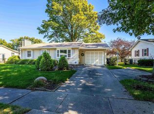 3711 N Linwood Ave, Davenport, IA 52806