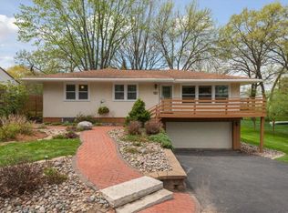 680 Grafton Ave N, Oakdale, MN 55128