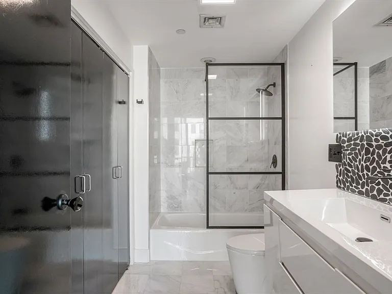 10 Ocean Ave #414 — Photo 13