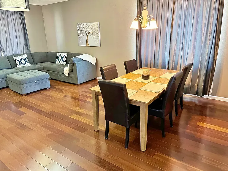 2406 Treviso Dr SE — Photo 8