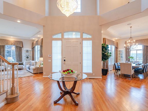 3rd image of 640 Eagle Springs Ct