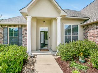 17419 Waterloo Dr, Baton Rouge, LA 70817