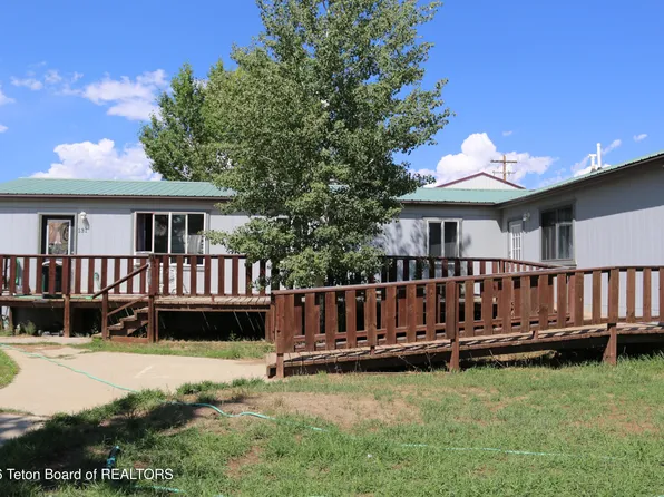 131 S Jackson Ave, Pinedale, WY 82941