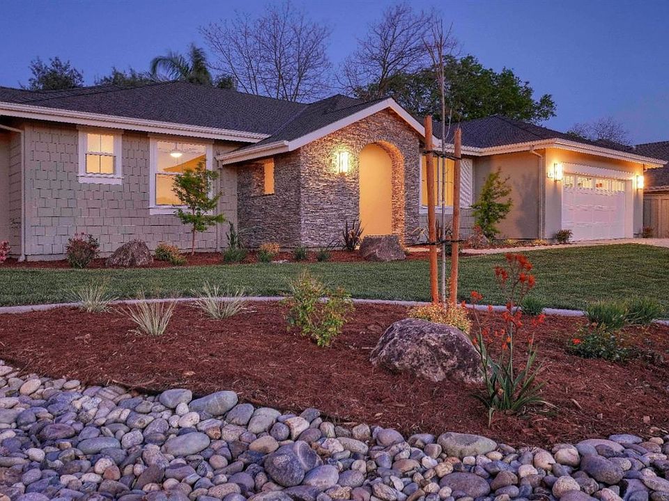2nd image of 4516 Old Village Pl