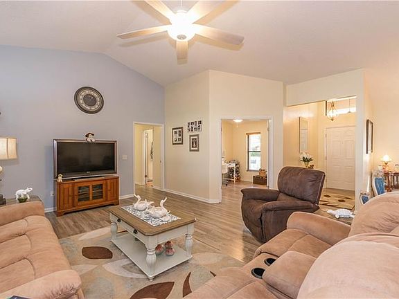 4th image of 702 Lake Eloise Pl