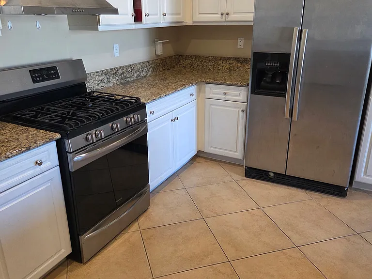 81519 Avenida Viesca — Photo 5