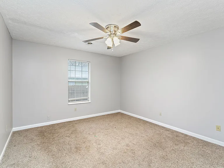 2603 Louise Ave — Photo 12
