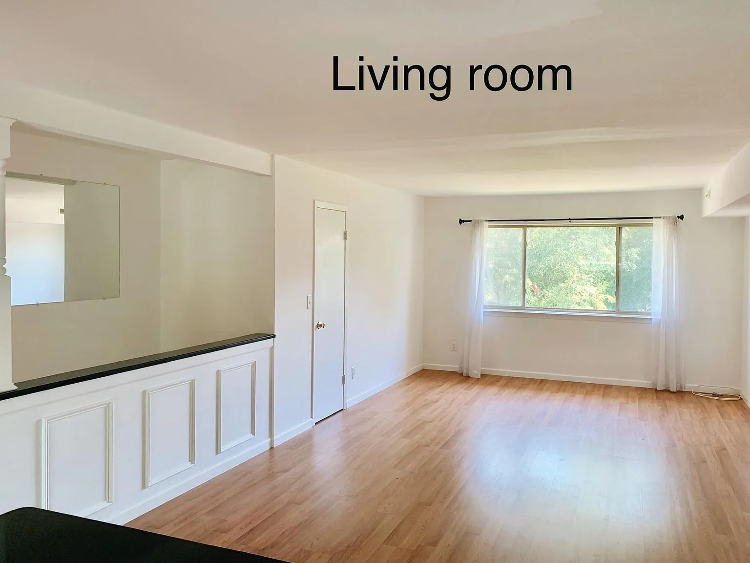 1 bed, 877 sqft, $1,995 — Photo 2