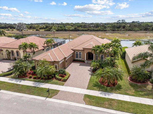 937 SW Grand Reserves Boulevard, Port St Lucie, FL 34986