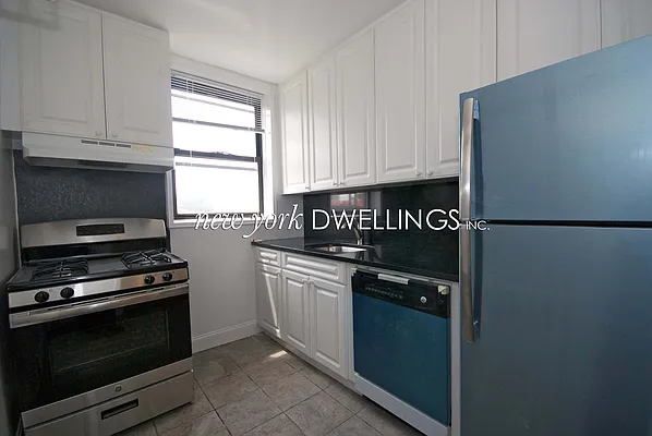 Rented by New York Dwellings LLC | media 11