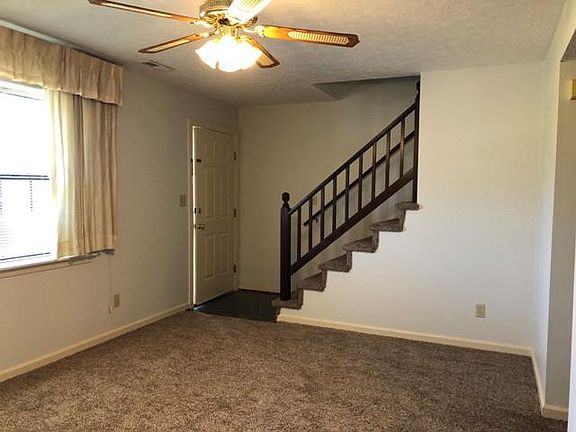 2nd image of 802 Goose Ridge Dr