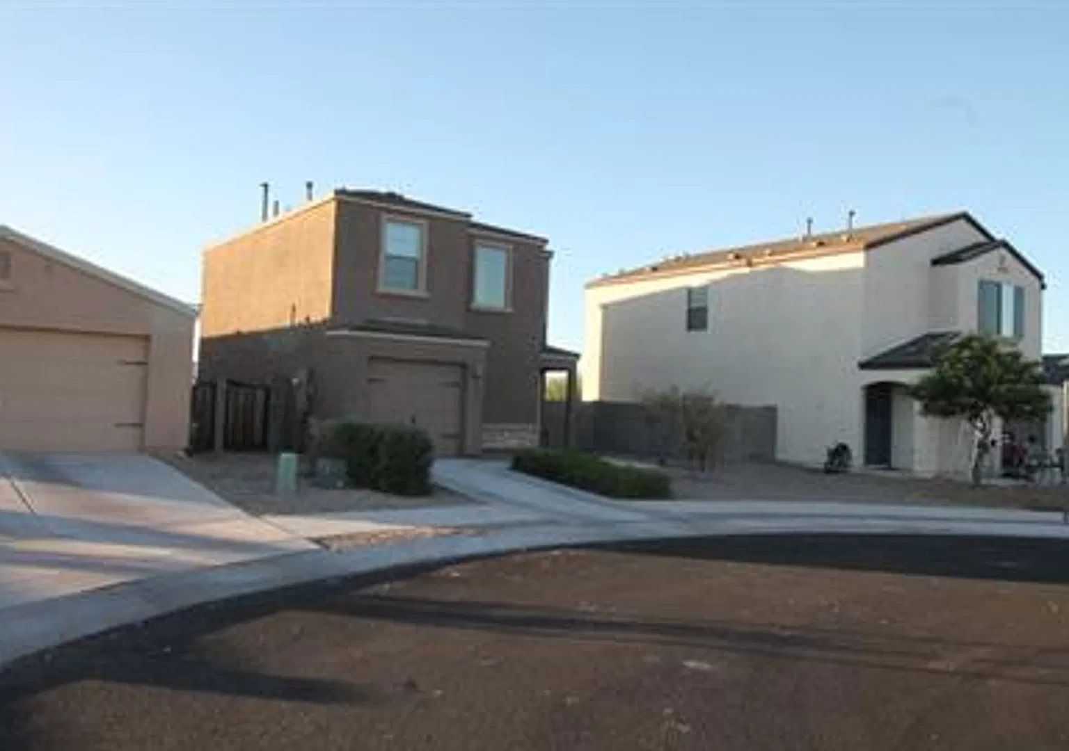 Adorable 2-story, 3-bedroom, 2.5-bath home — Photo 2