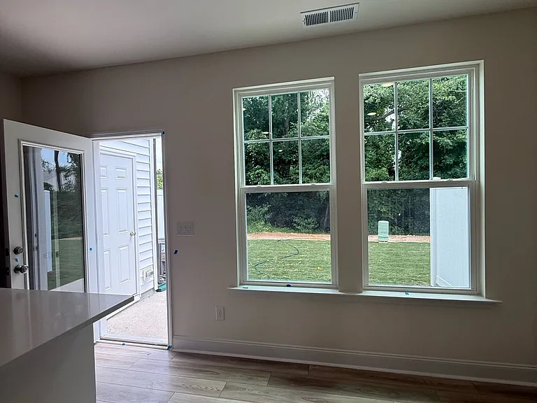 34 Anastasia St — Photo 10