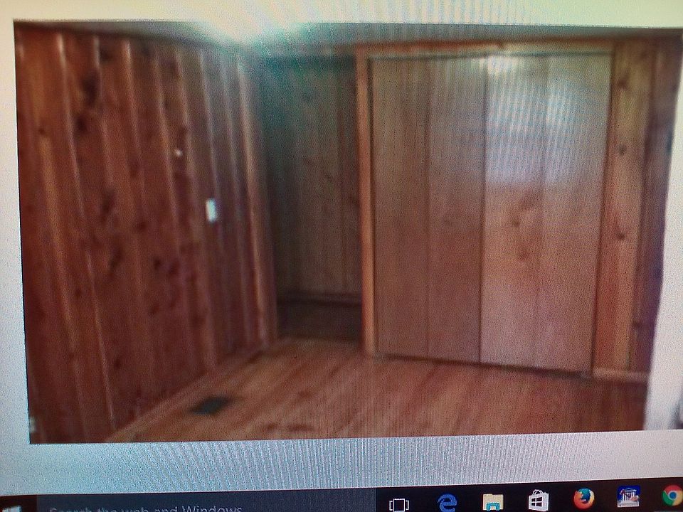 downstairs flat bedroom