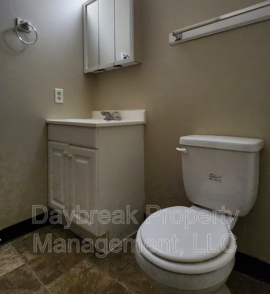 2414 3rd Ave N #7 — Photo 12