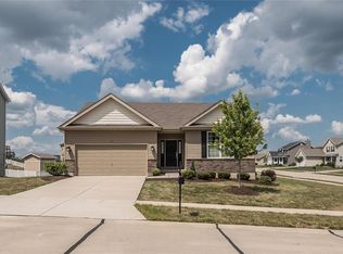 31 Wisdom Ct, Lake Saint Louis, MO 63367