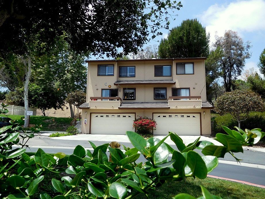 1st image of 2523 Woodlands Way