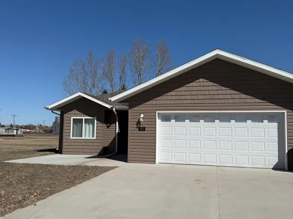 101 Dakota Dr, Hankinson, ND 58041