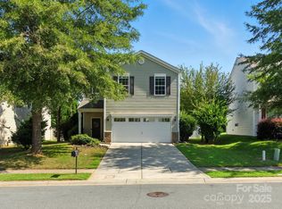10211 Green Grass Rd, Charlotte, NC 28227