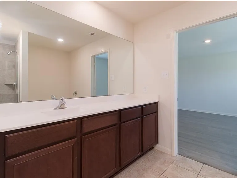 15310 Albert Oak Dr — Photo 20