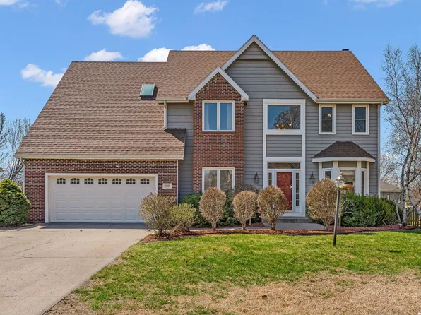 2009 Carmel Dr, Lawrence, KS 66047