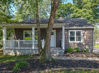 1292 Cayuga Ave, Akron, OH 44312