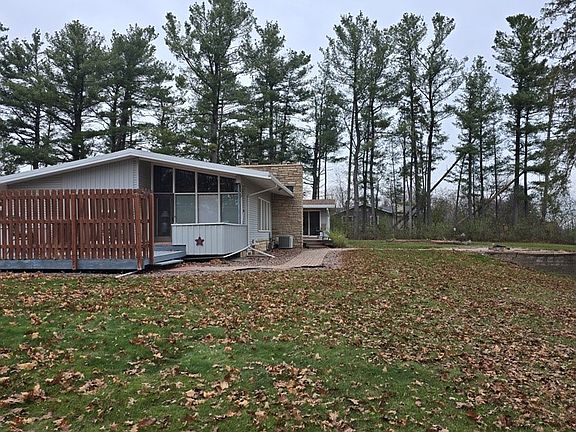 2nd image of 415 Hilltop Drive