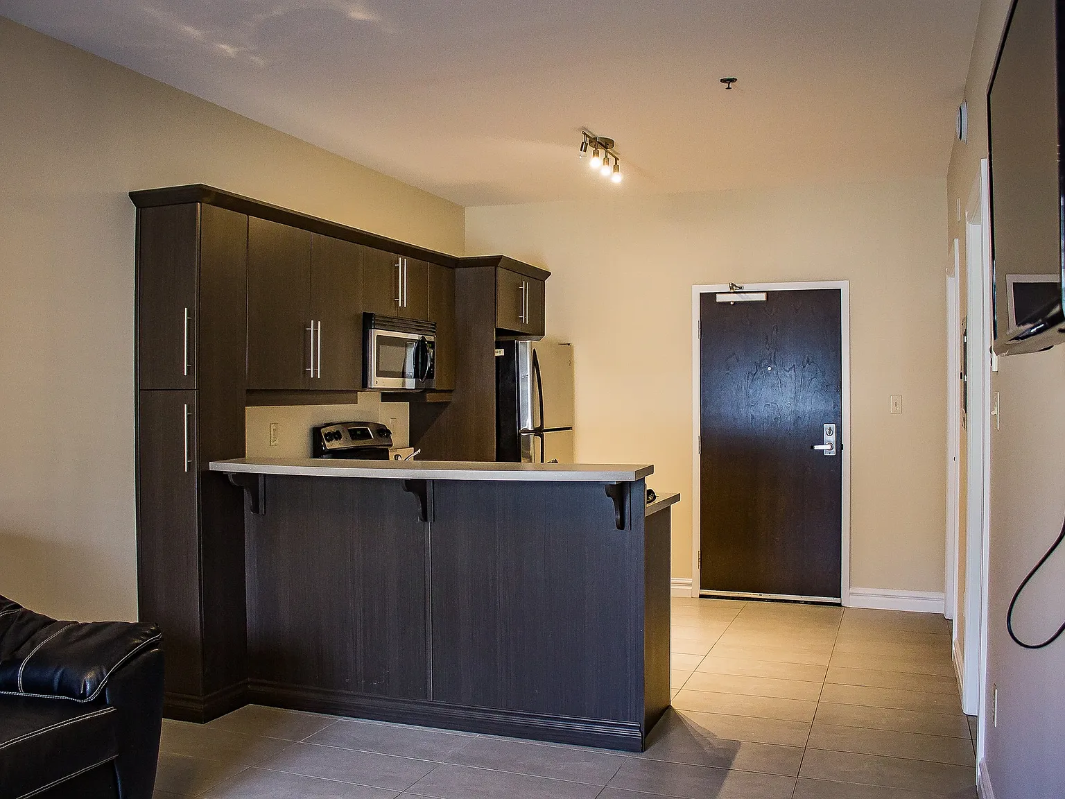 1212 Mountain Road — Photo 4