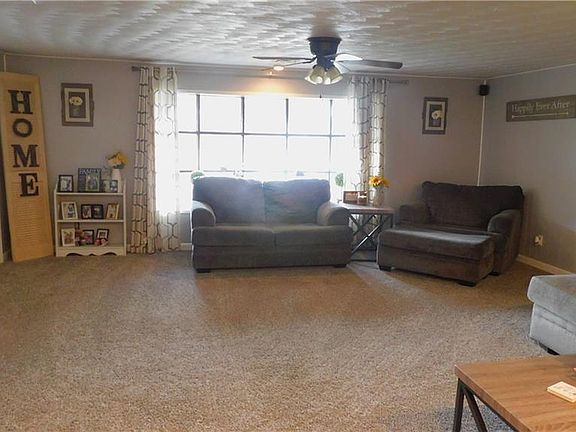 3rd image of 4855 Pacific Ct