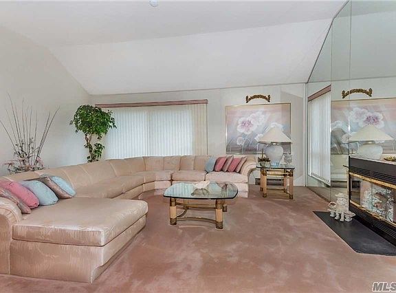 4th image of 397 W Shore Ct