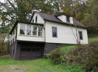 1536 Soap Hollow Rd, Johnstown, PA 15905