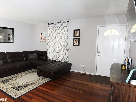 2nd image of 6463 Lake Victoria Dr #7