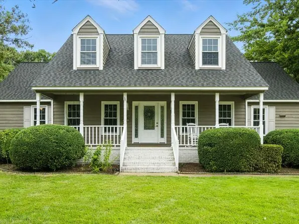 1708 Stadium Ct, Virginia Beach, VA 23454