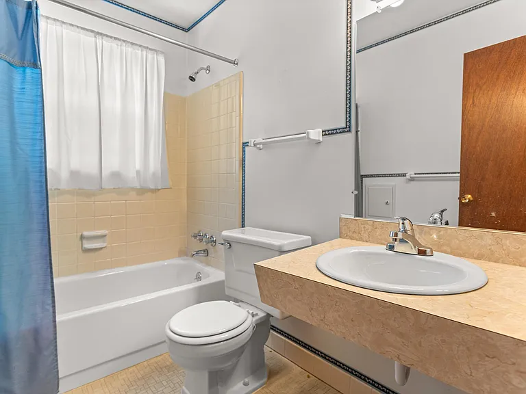 14580 Ford Ave — Photo 27