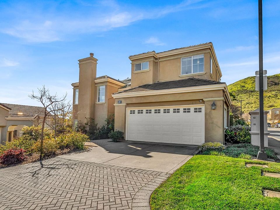 1st image of 69 Parkgrove Dr