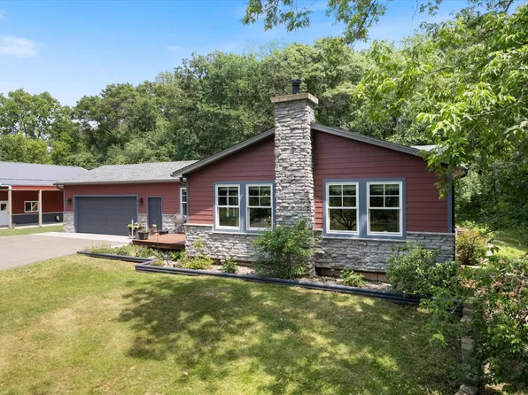 567 McCutcheon Rd, Hudson, WI 54016