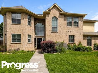 993 Oak Lynn Dr, Willis, TX 77378