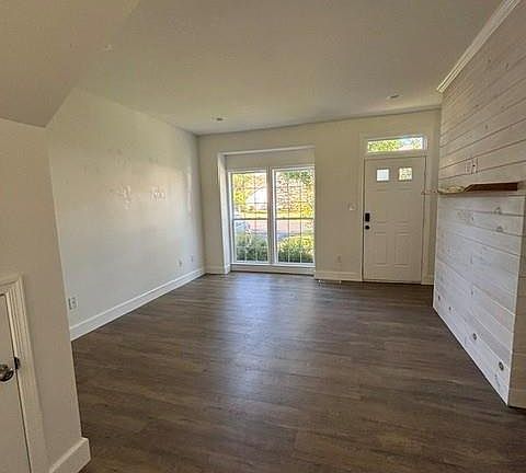 4th image of 4104 Brookside Ct