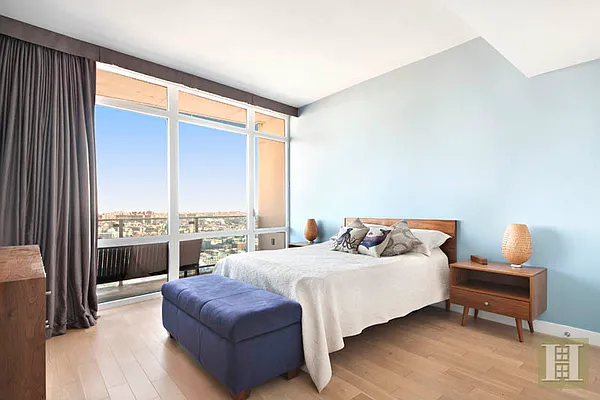 Sold by Halstead Real Estate | media 28