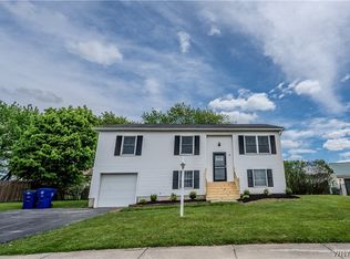 5 Cathedral Ct, Buffalo, NY 14224